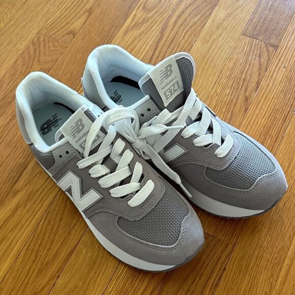 Anthropologie New Balance 574+ Sneakers - Picture 5 of 8